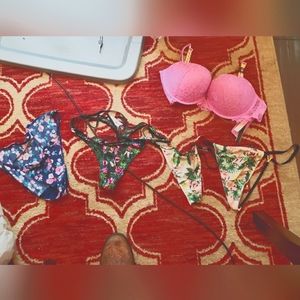 NWT Victoria's Secret  Push Up Bra 36D + Choice of free Panty xl